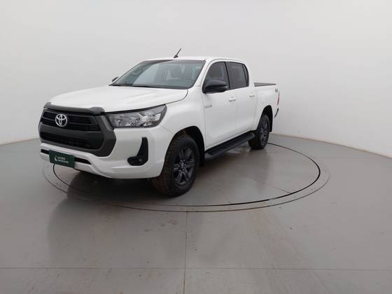 TOYOTA HILUX 2.8 D-4D TURBO DIESEL CD SR 4X4 AUTOMÁTICO